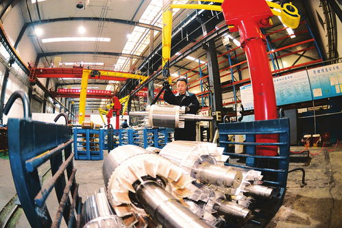 奮斗如歌 發(fā)展如畫